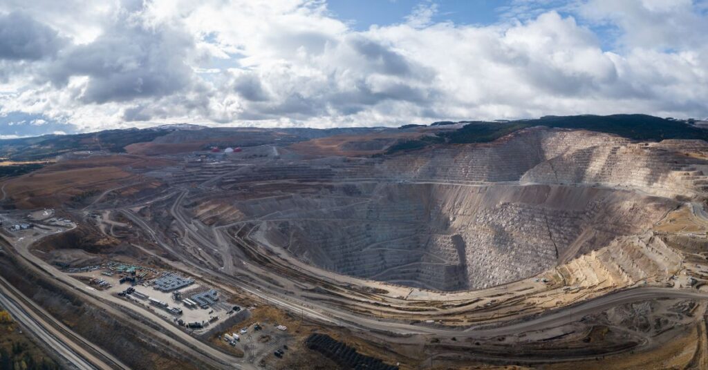 Process of Extracting Phosphate and the Role of Steel